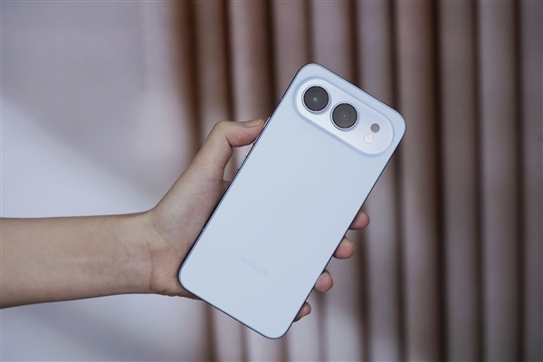 河内1.5分彩：荣耀手机打通苹果生态：已支持与iPhone通知共享